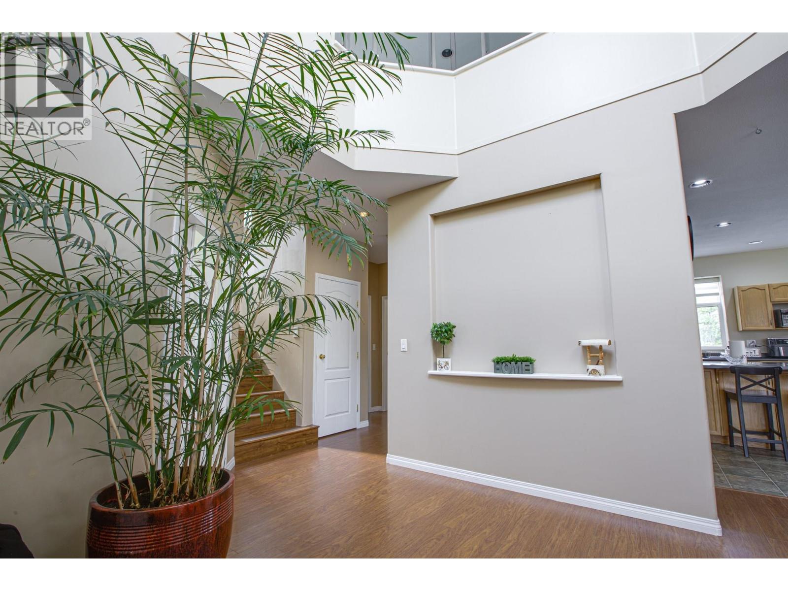 1077 RIVERSIDE DRIVE