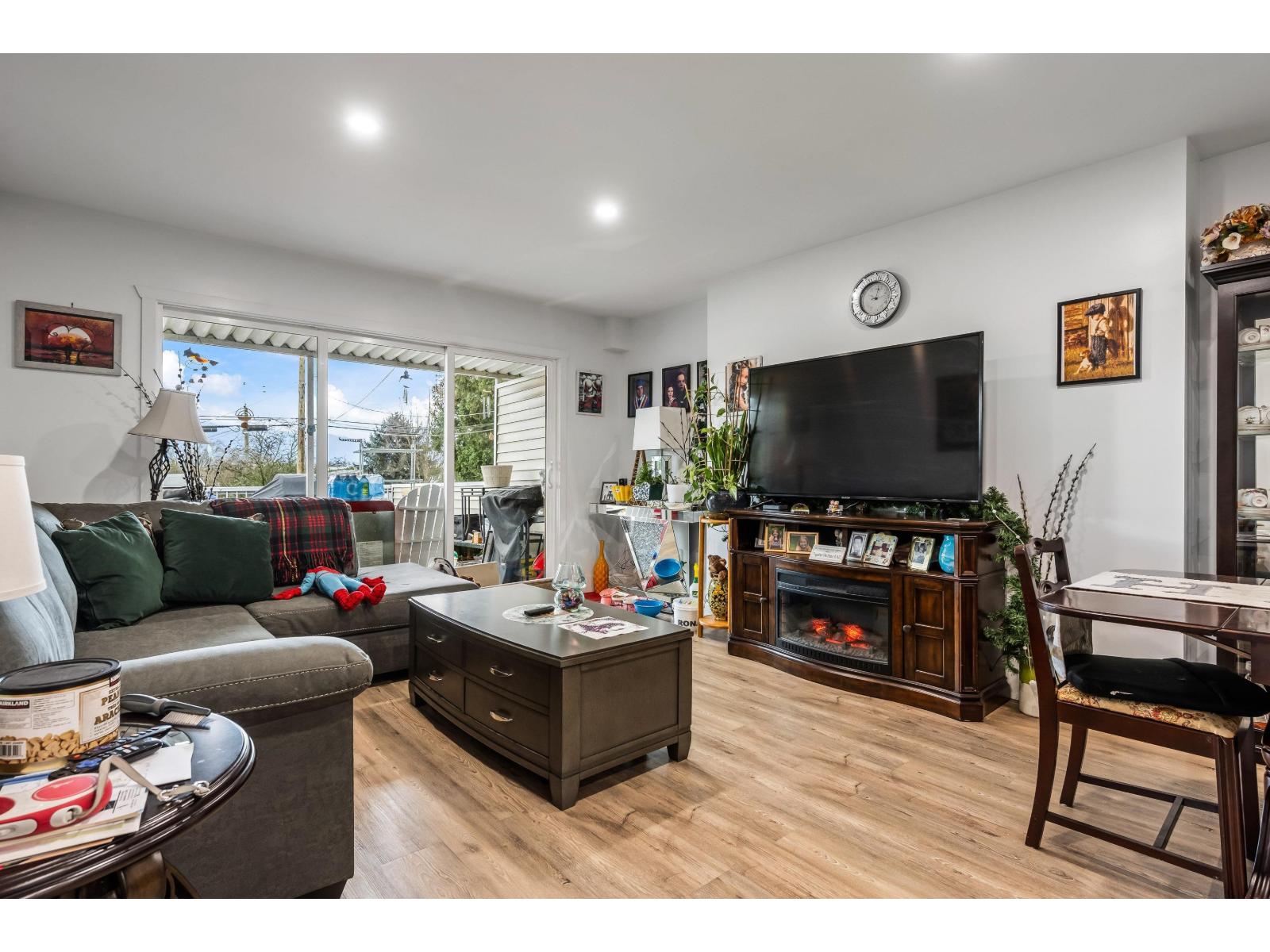 46479 BROOKS AVENUE|Chilliwack Proper South