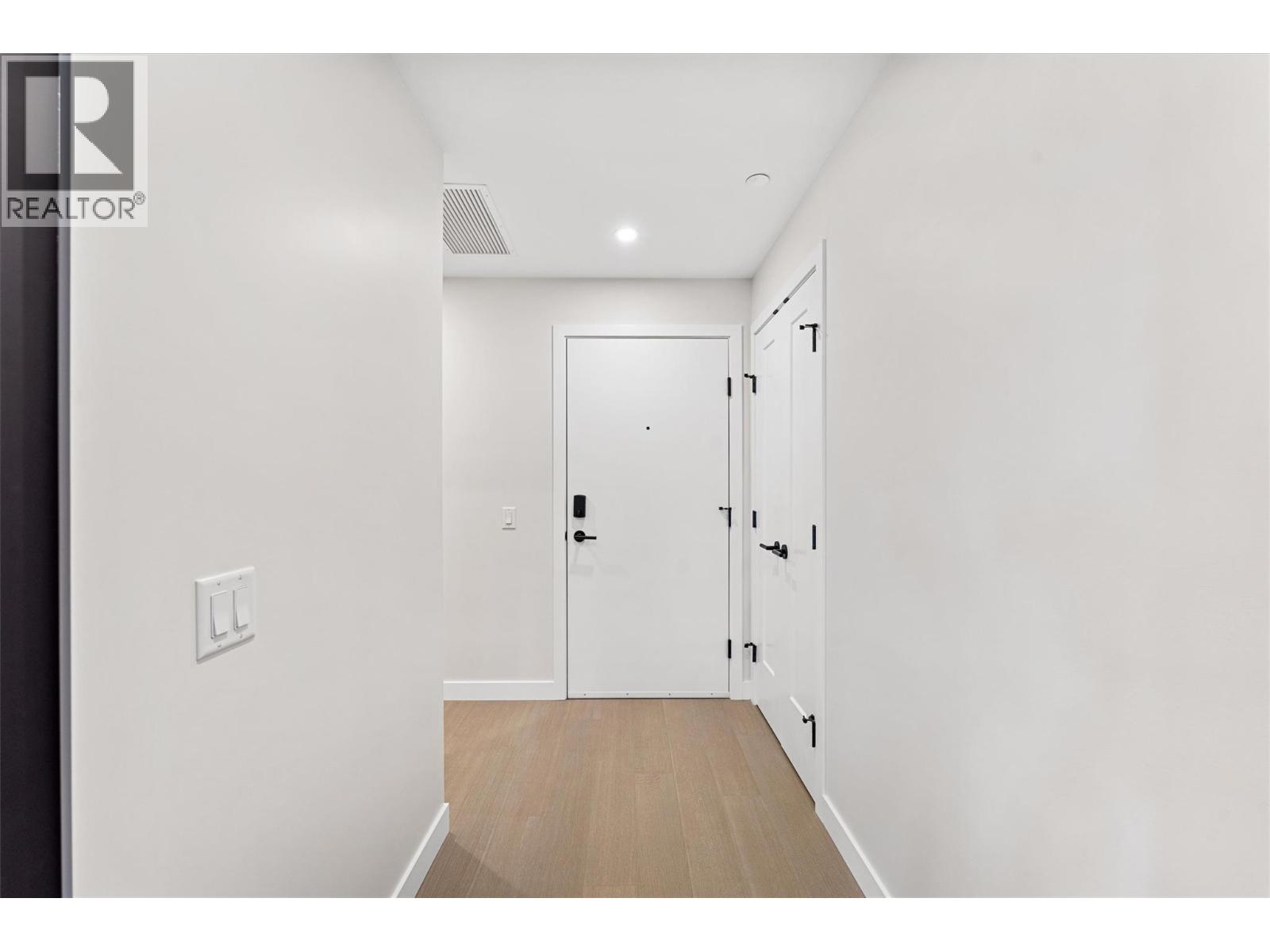 9654 Benchland Road Unit# 202