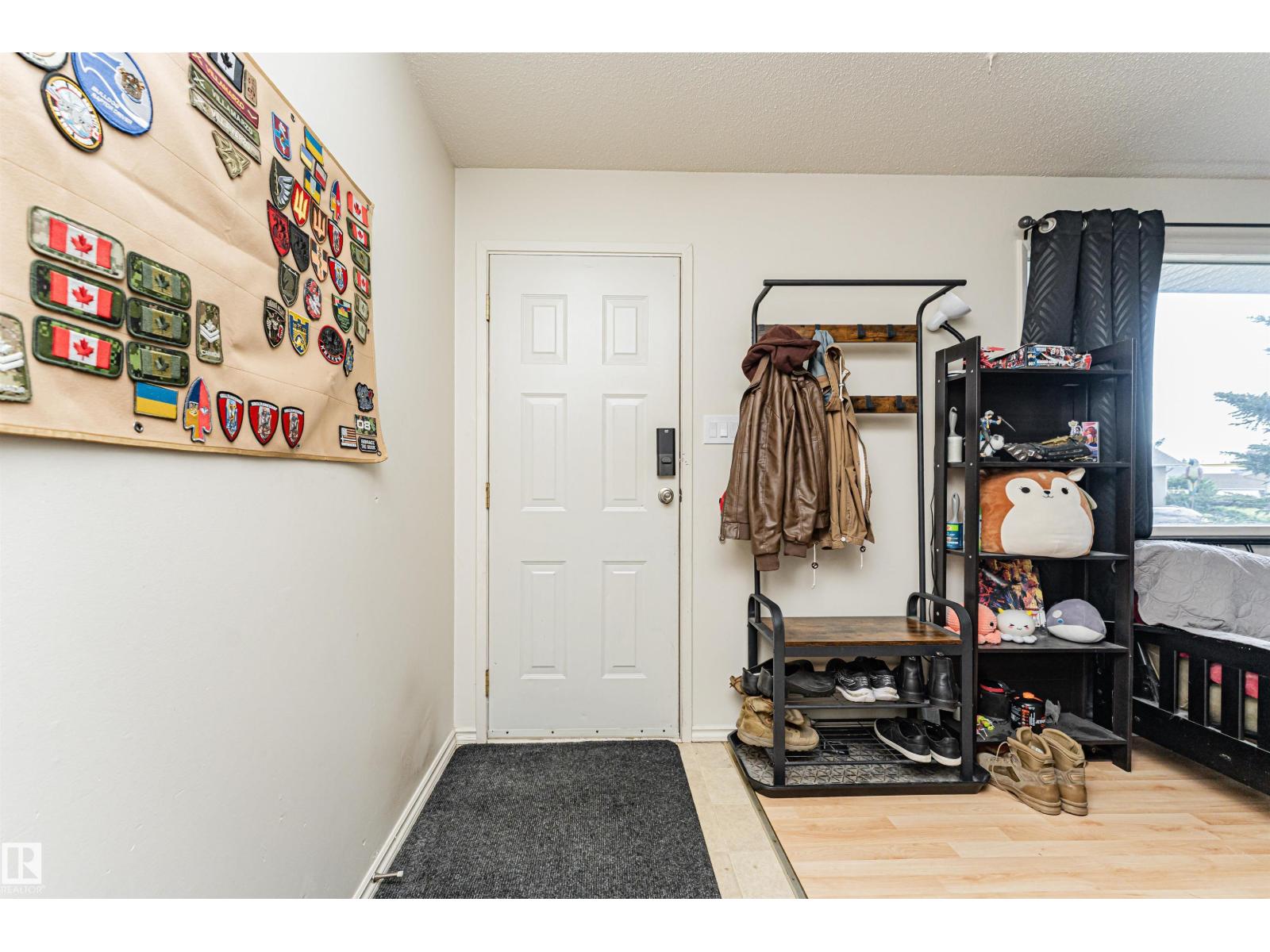 6719 136 AV NW