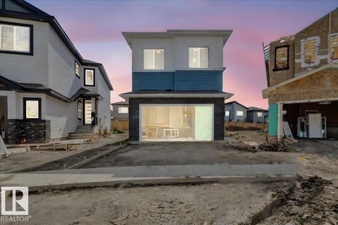 65 Blackbird Bend Fort Saskatchewan AB T8L0G6