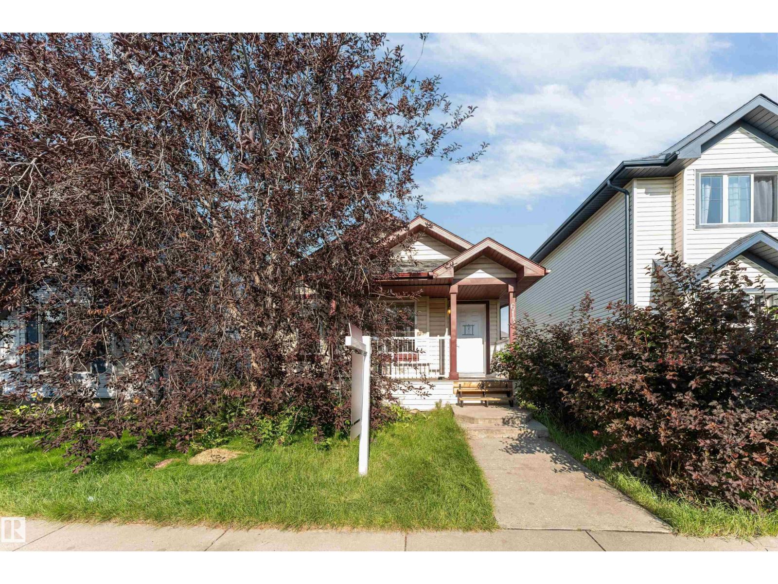 613 83 ST SW