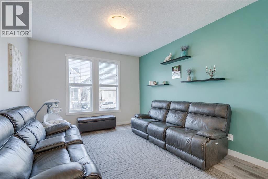 429 South Point Glen SW