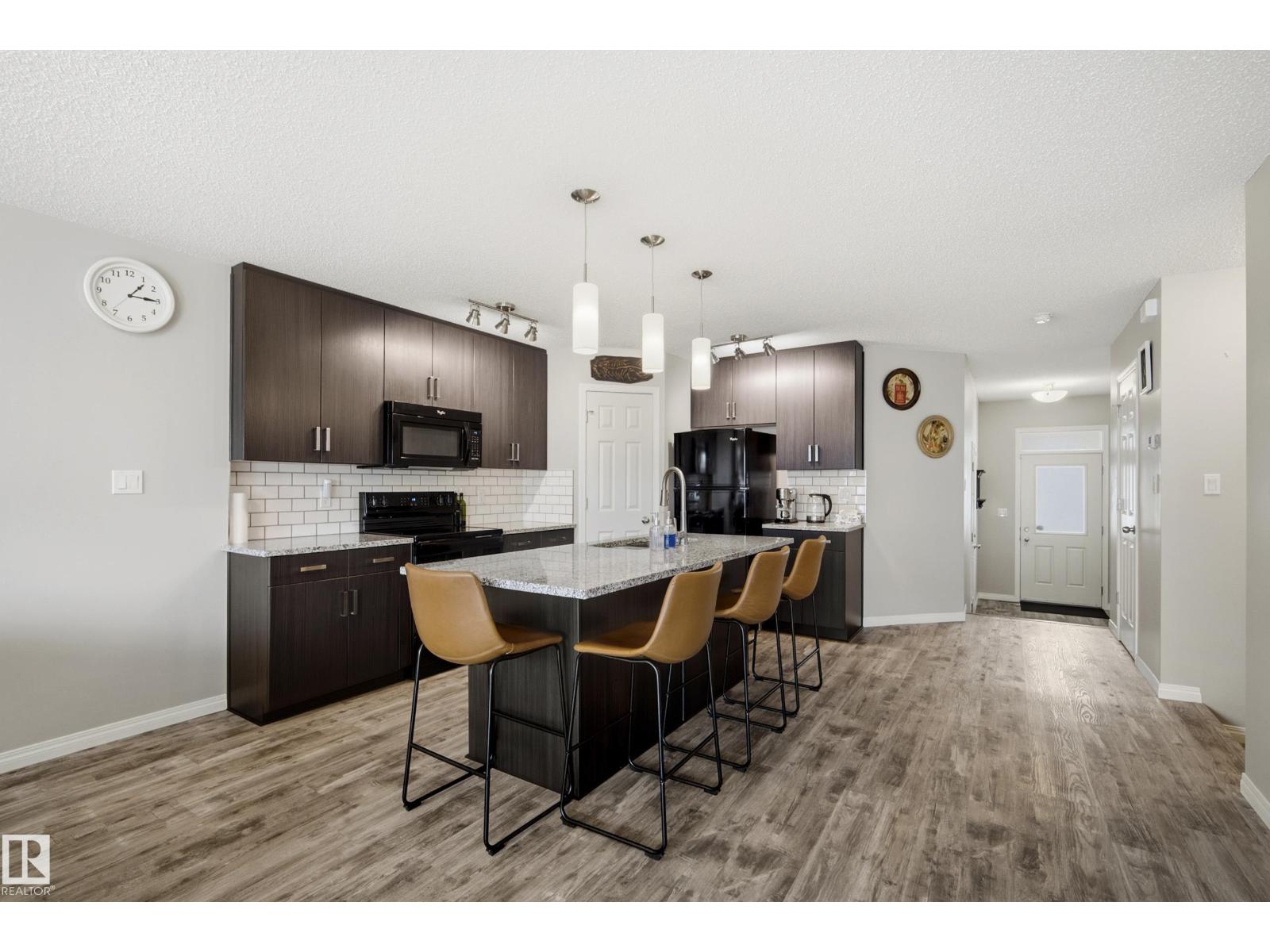 3805 POWELL WD SW
