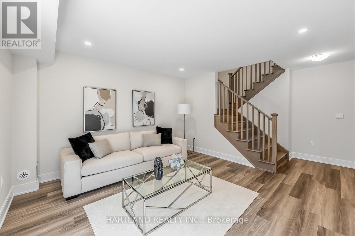 505 - 1695 DERSAN STREET