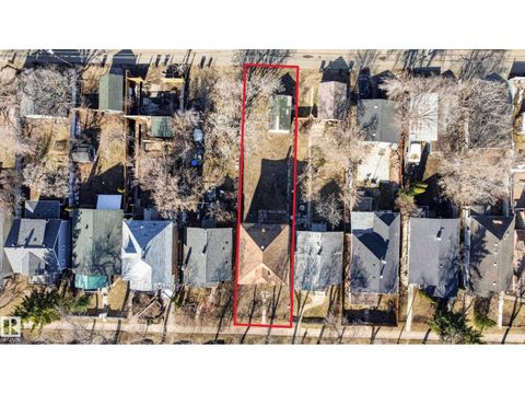 11226 97 ST NW Edmonton AB T5G1X1