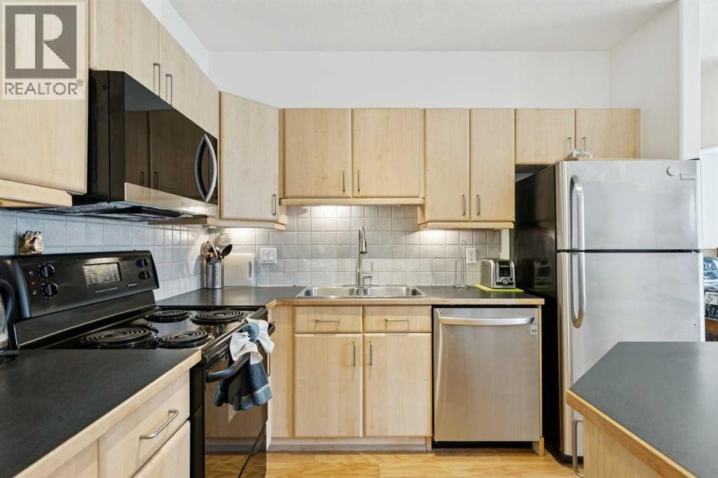 202, 1026 12 Avenue SW