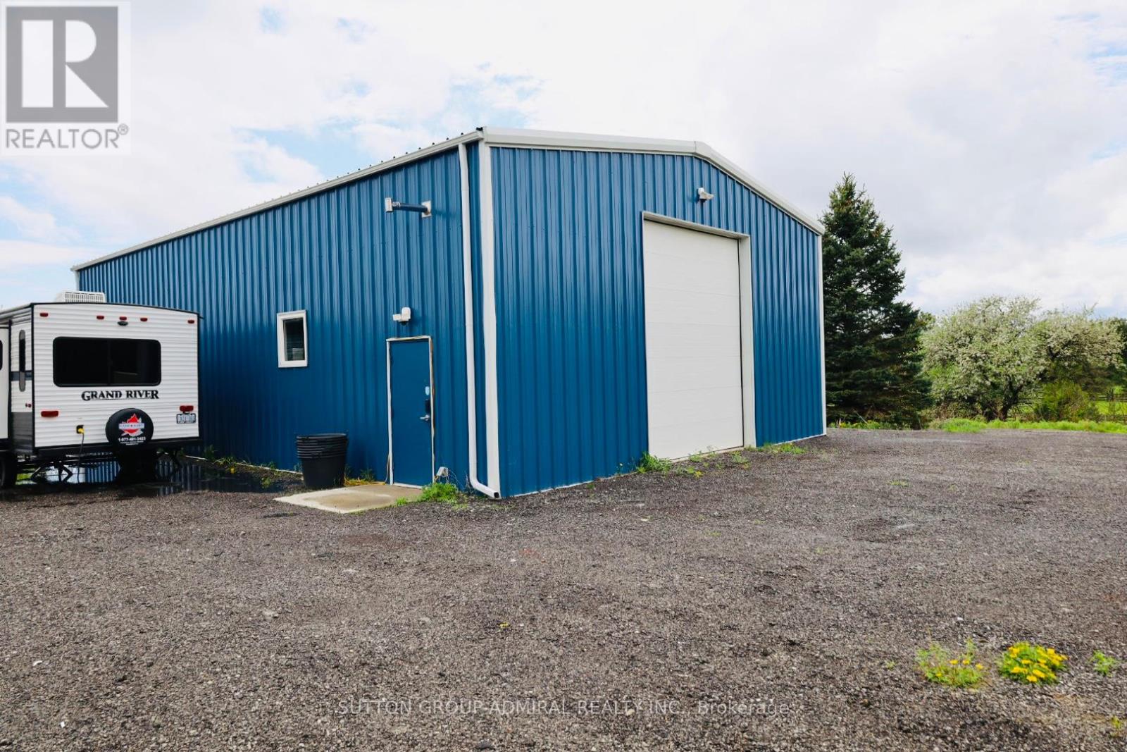 8 - 337 DURHAM REGIONAL ROAD