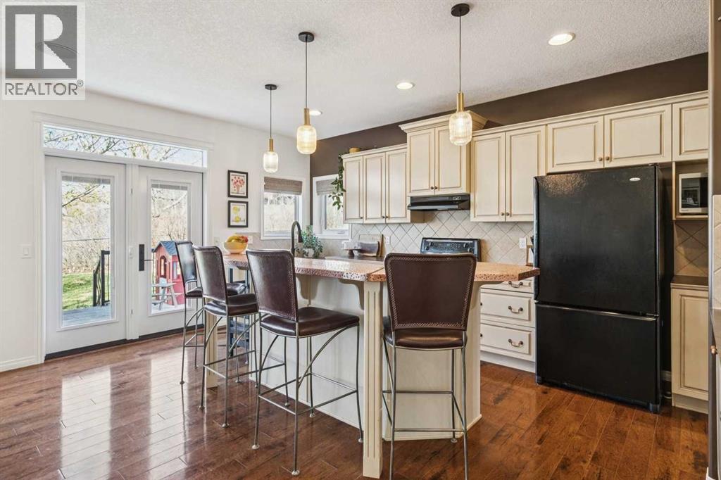 444 Royal Oak Circle NW