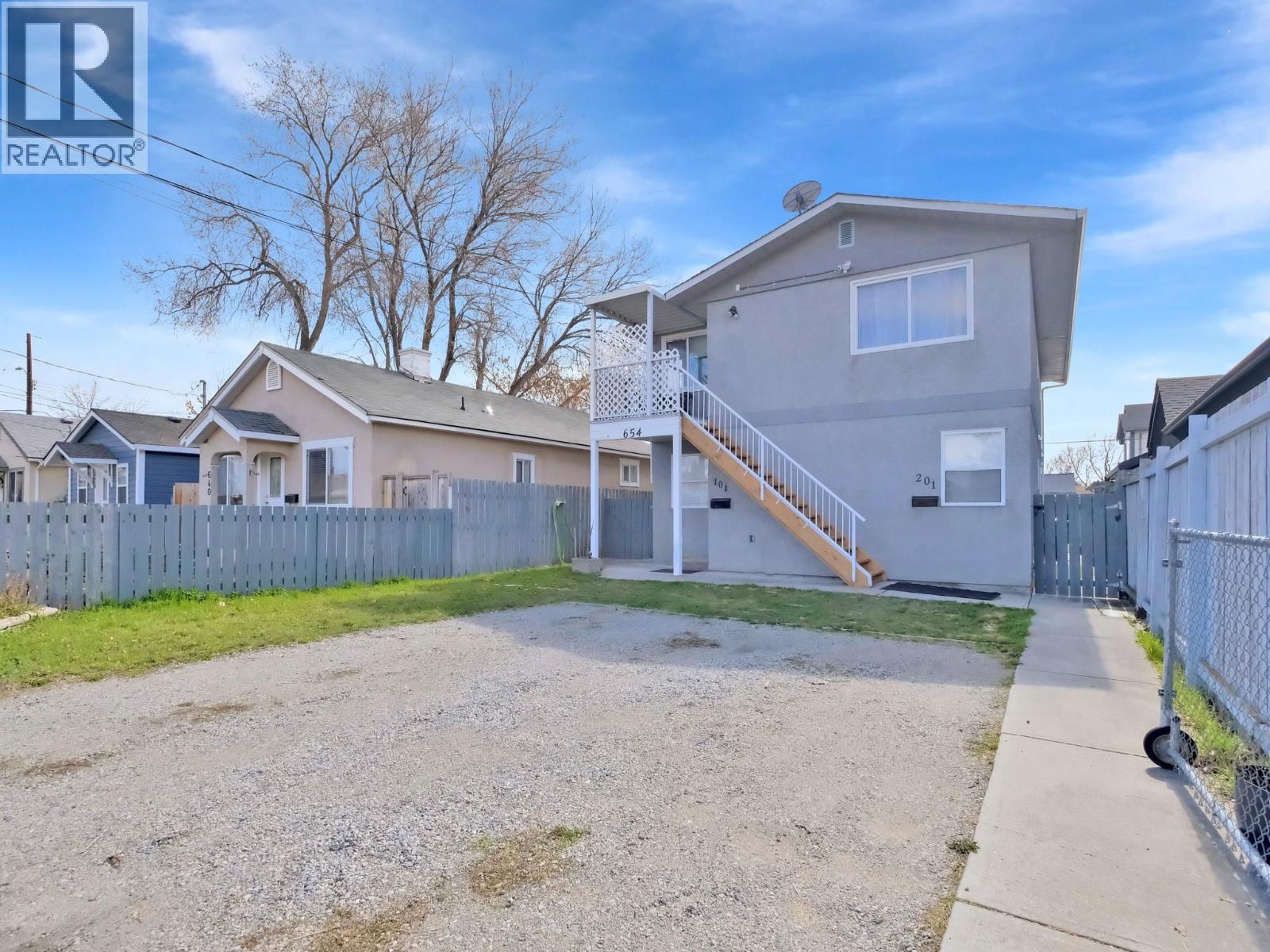 654 Wade Avenue W Unit# 101 & 201