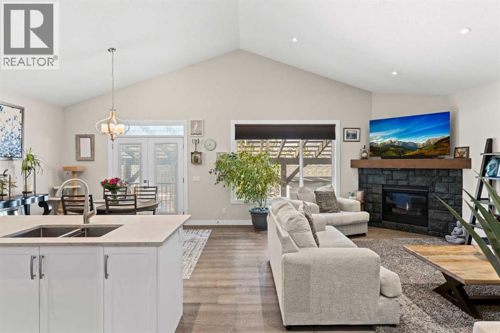 18 Drake Landing Street