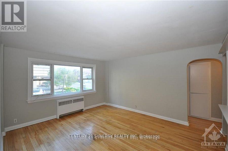 3 - 151 HOLMWOOD AVENUE