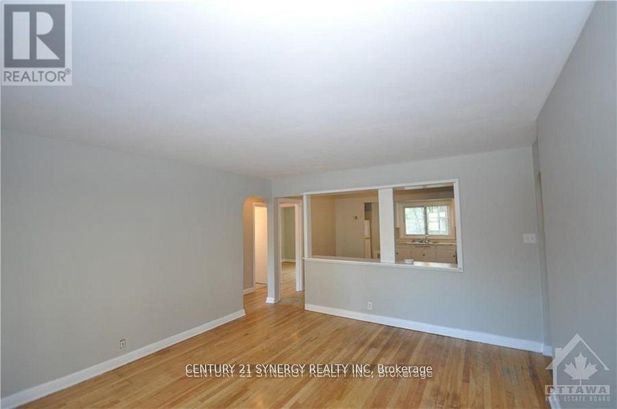 3 - 151 HOLMWOOD AVENUE