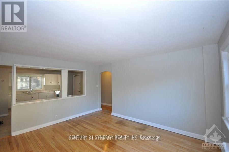 3 - 151 HOLMWOOD AVENUE