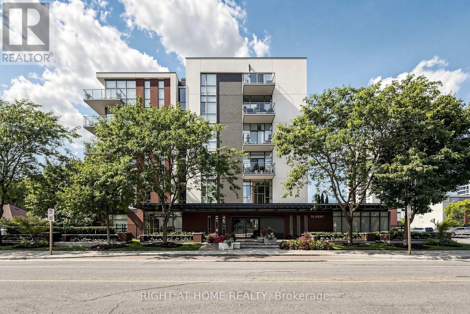408 - 70 PORT STREET E
