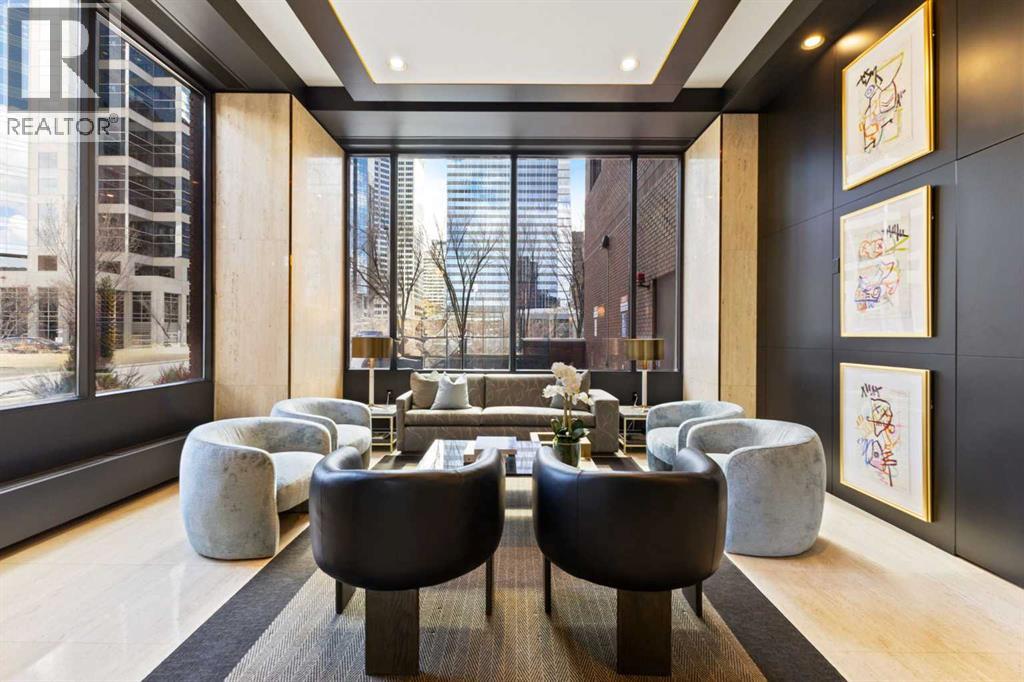 C400, 500 Eau Claire Avenue SW