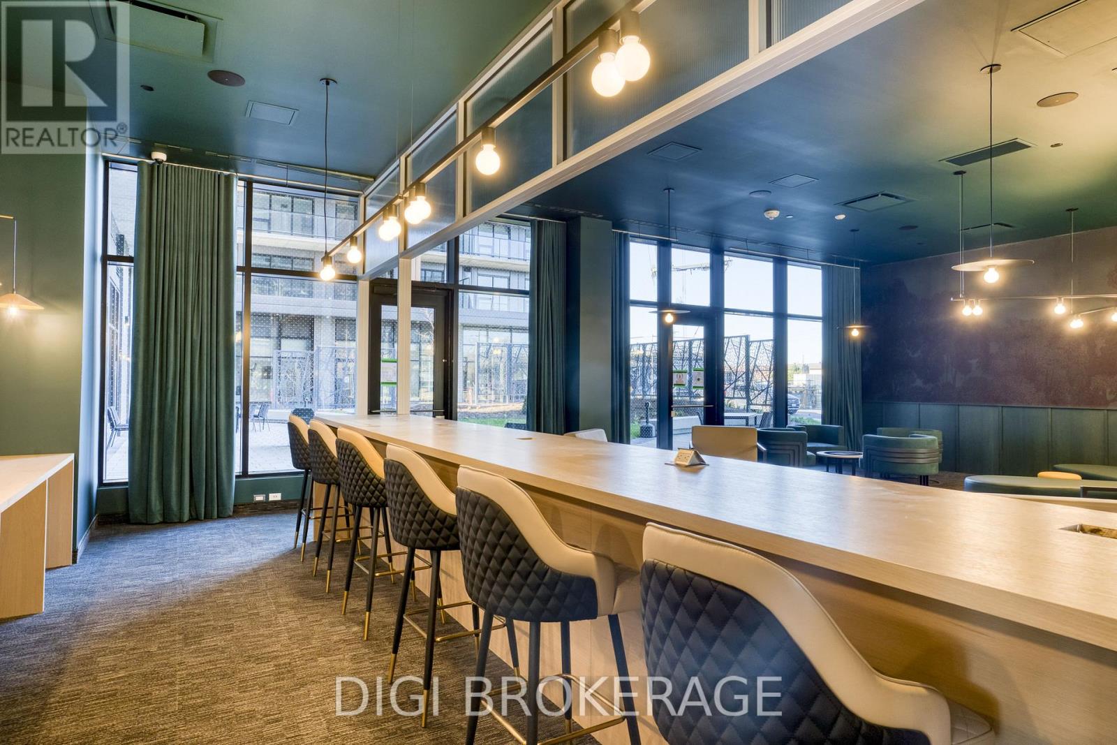 3305 - 1240 CUMMINGS AVENUE