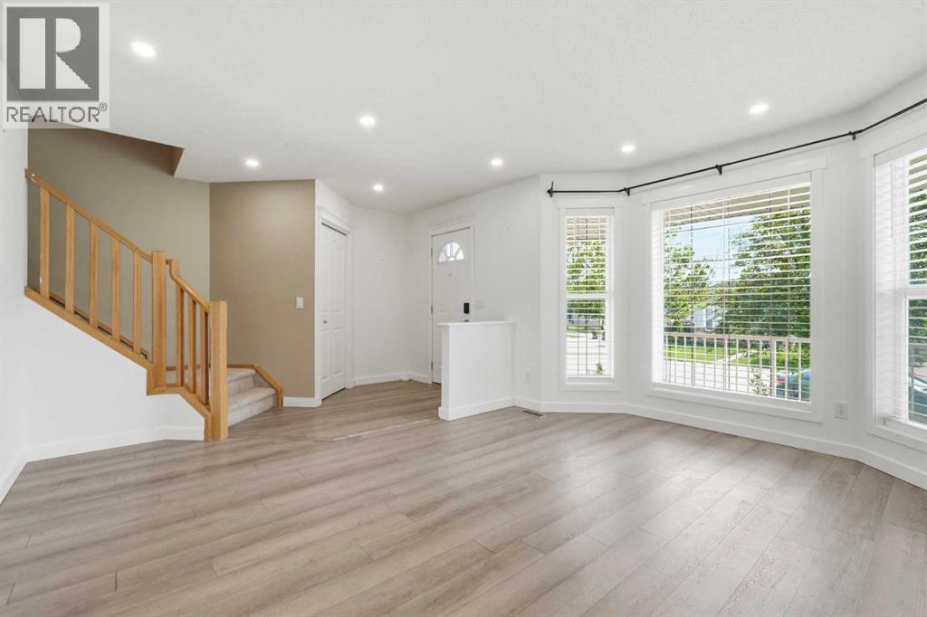 5 Coville Bay NE
