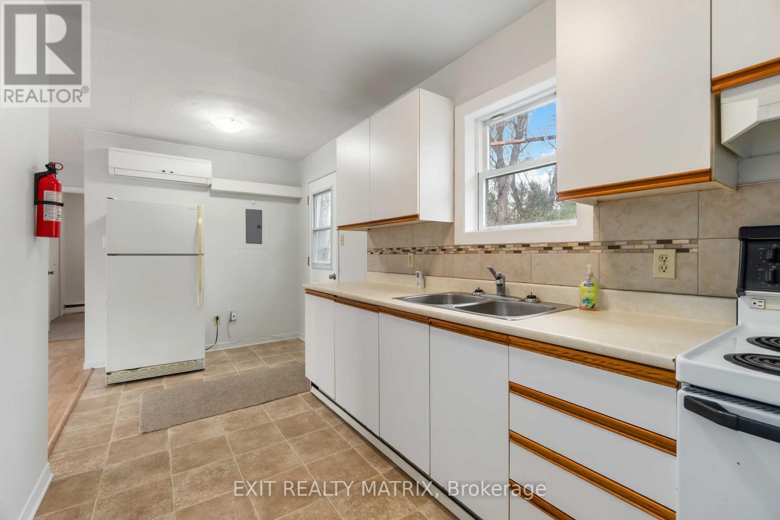 2 - 2039 COUNTY RD 44 ROAD