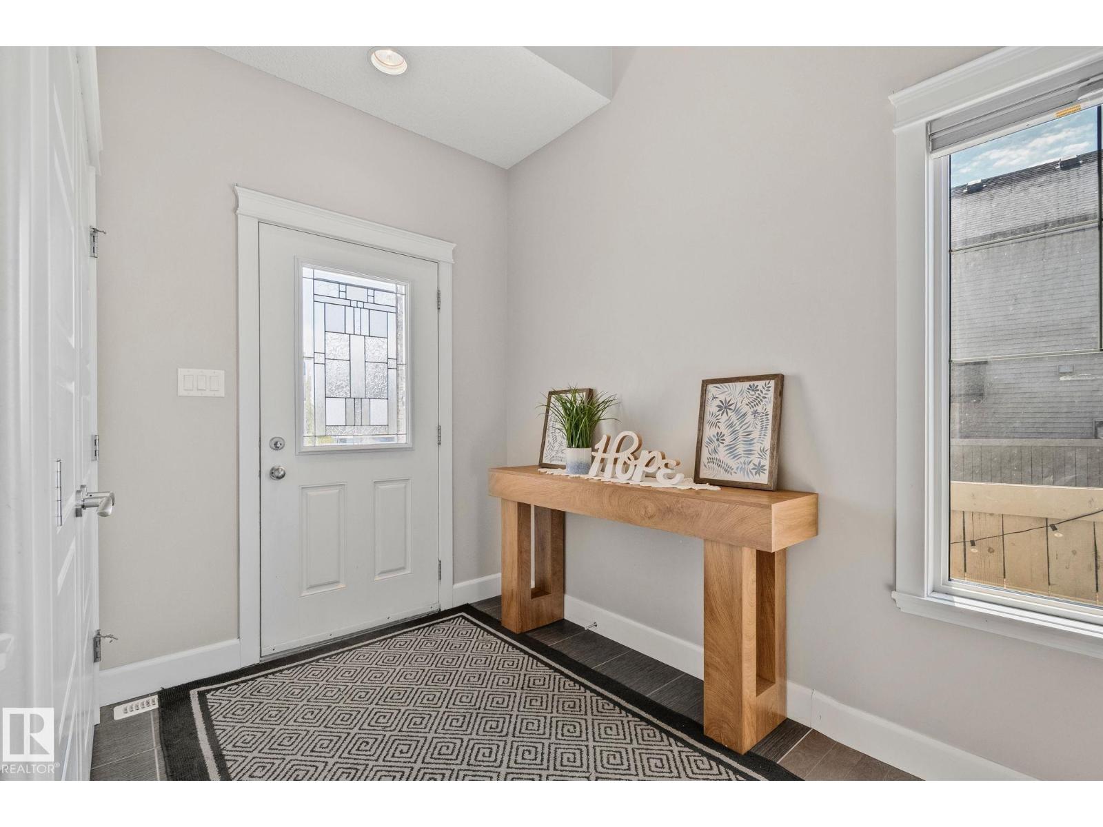 16404 136 ST NW