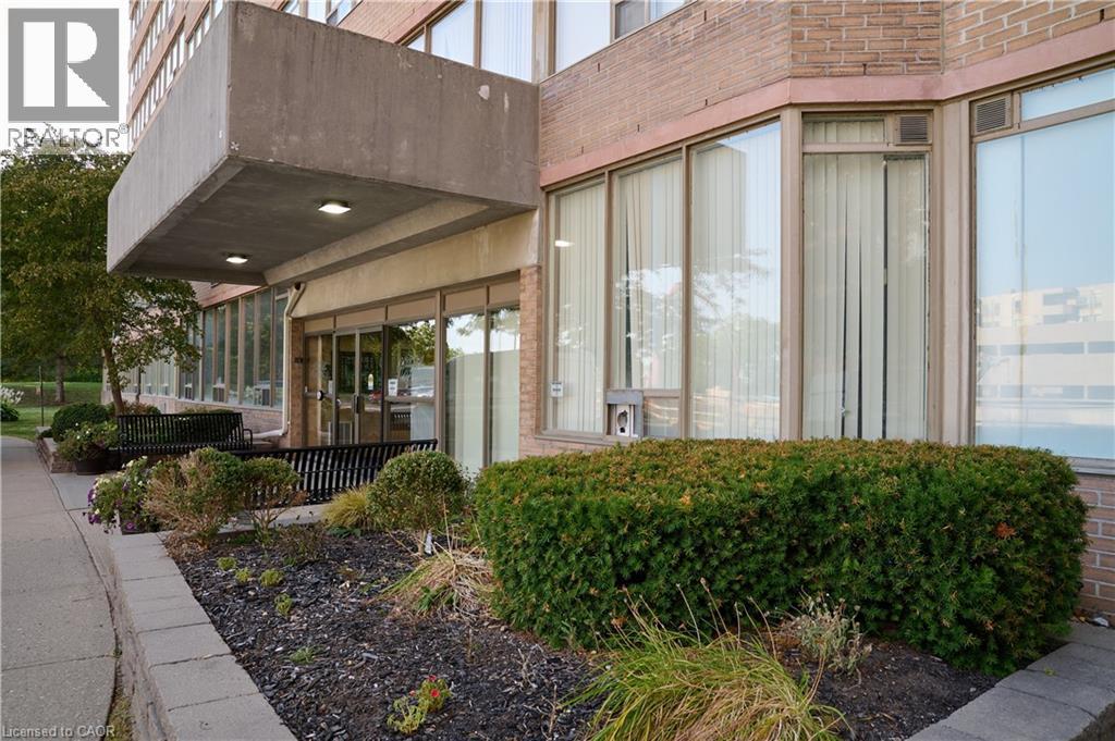 3227 KING Street Unit# 909