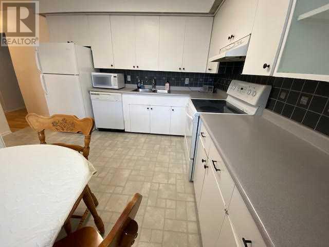 182 SUNWAPTA Drive