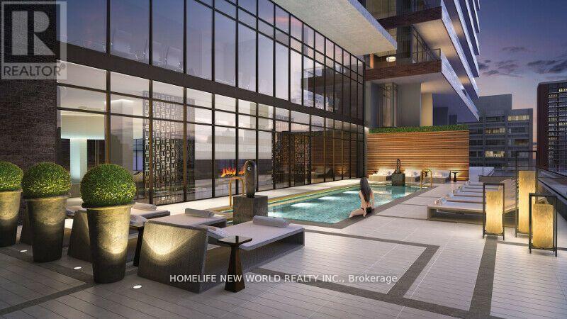 2402 - 501 YONGE STREET