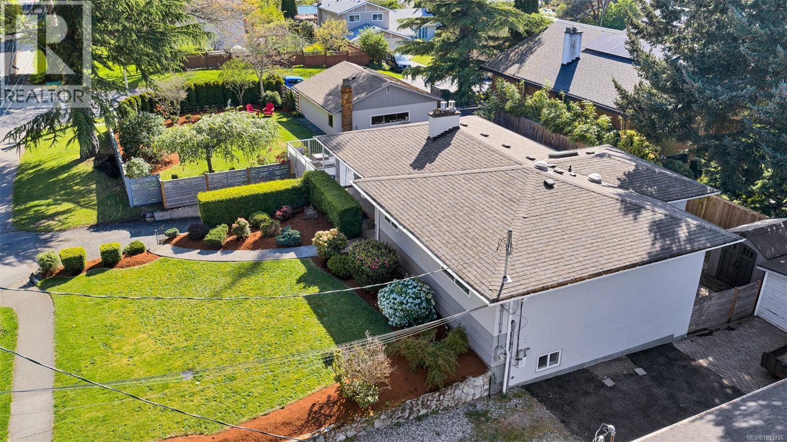 4474 Torquay Dr