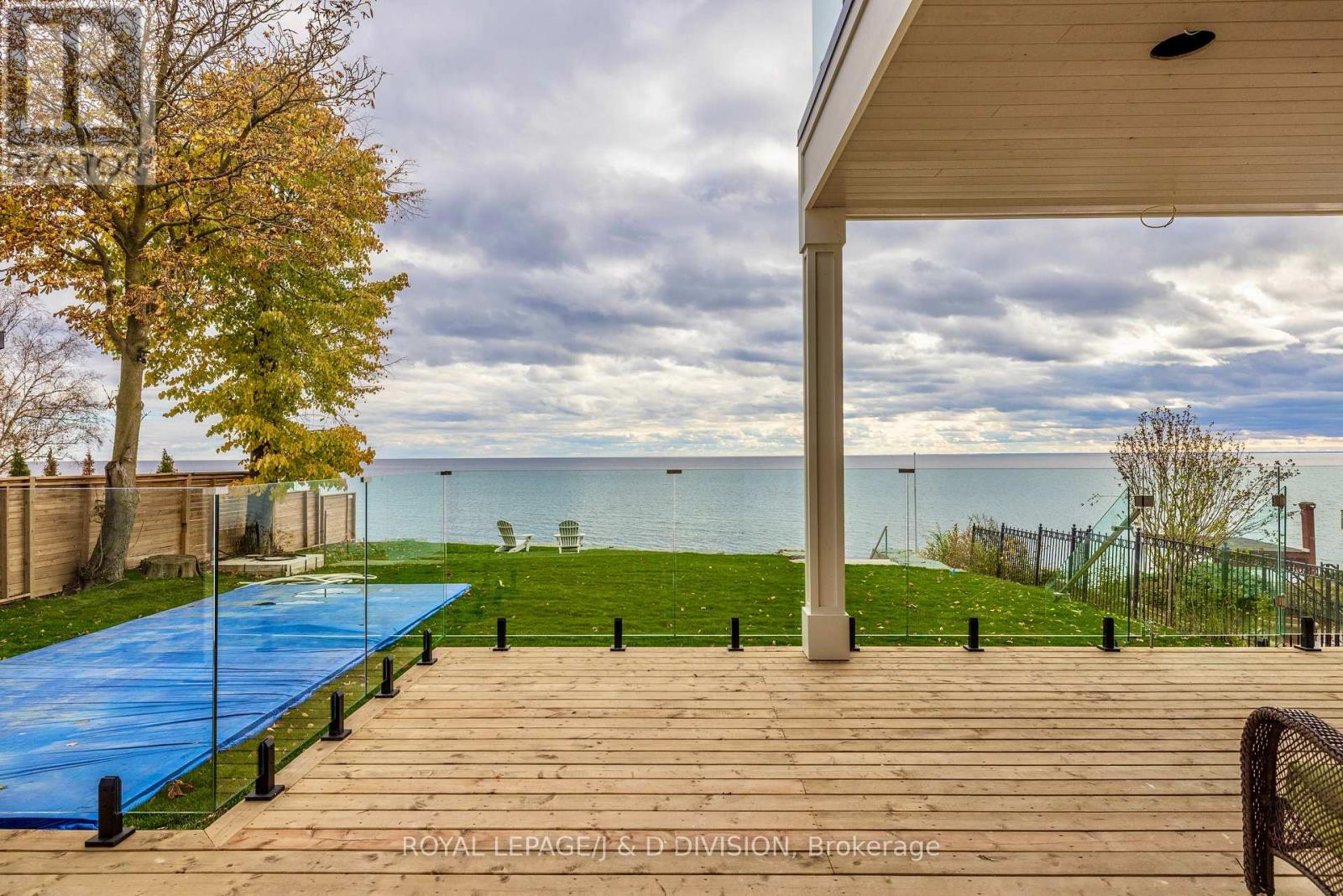 99 LAKE PROMENADE