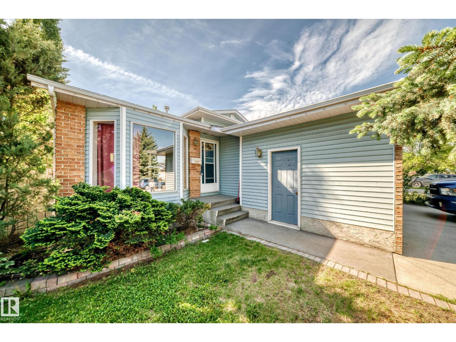 8011 188 ST NW