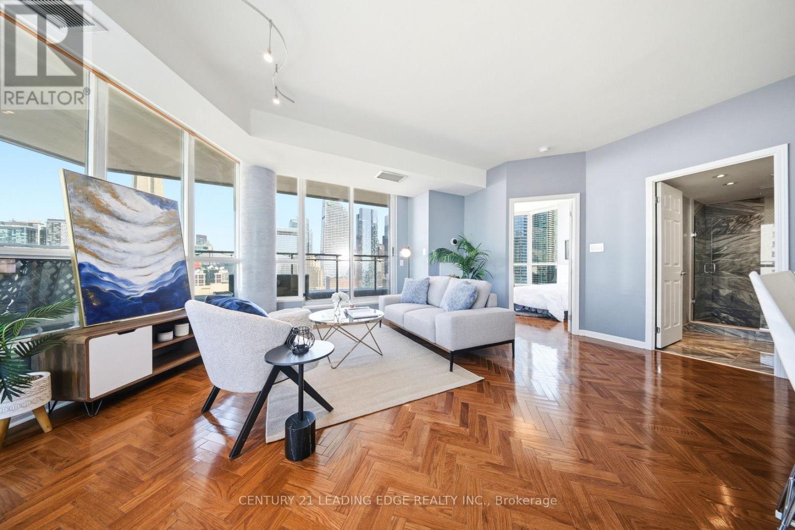 2617 - 230 QUEENS QUAY W