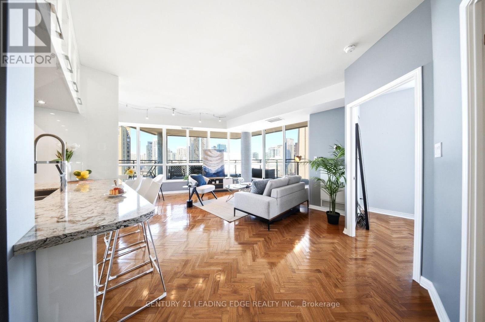 2617 - 230 QUEENS QUAY W