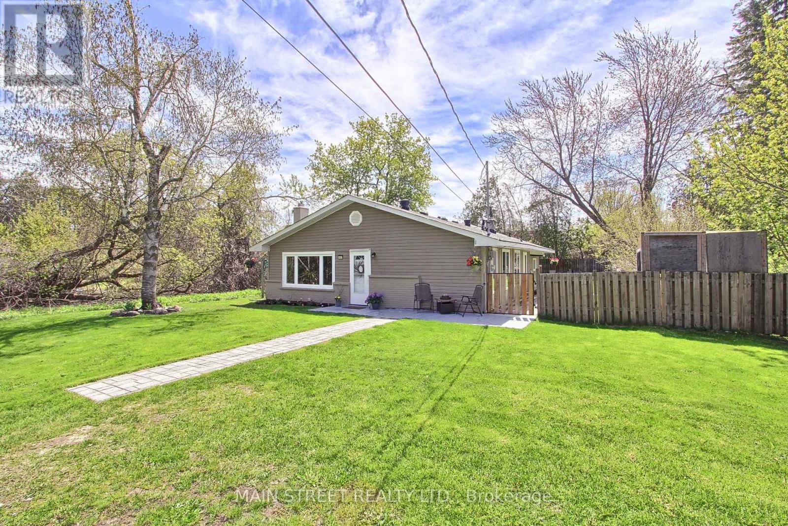 1021 GOSHEN ROAD