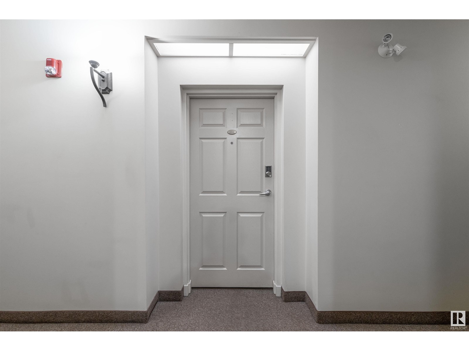 #104 9803 96A ST NW