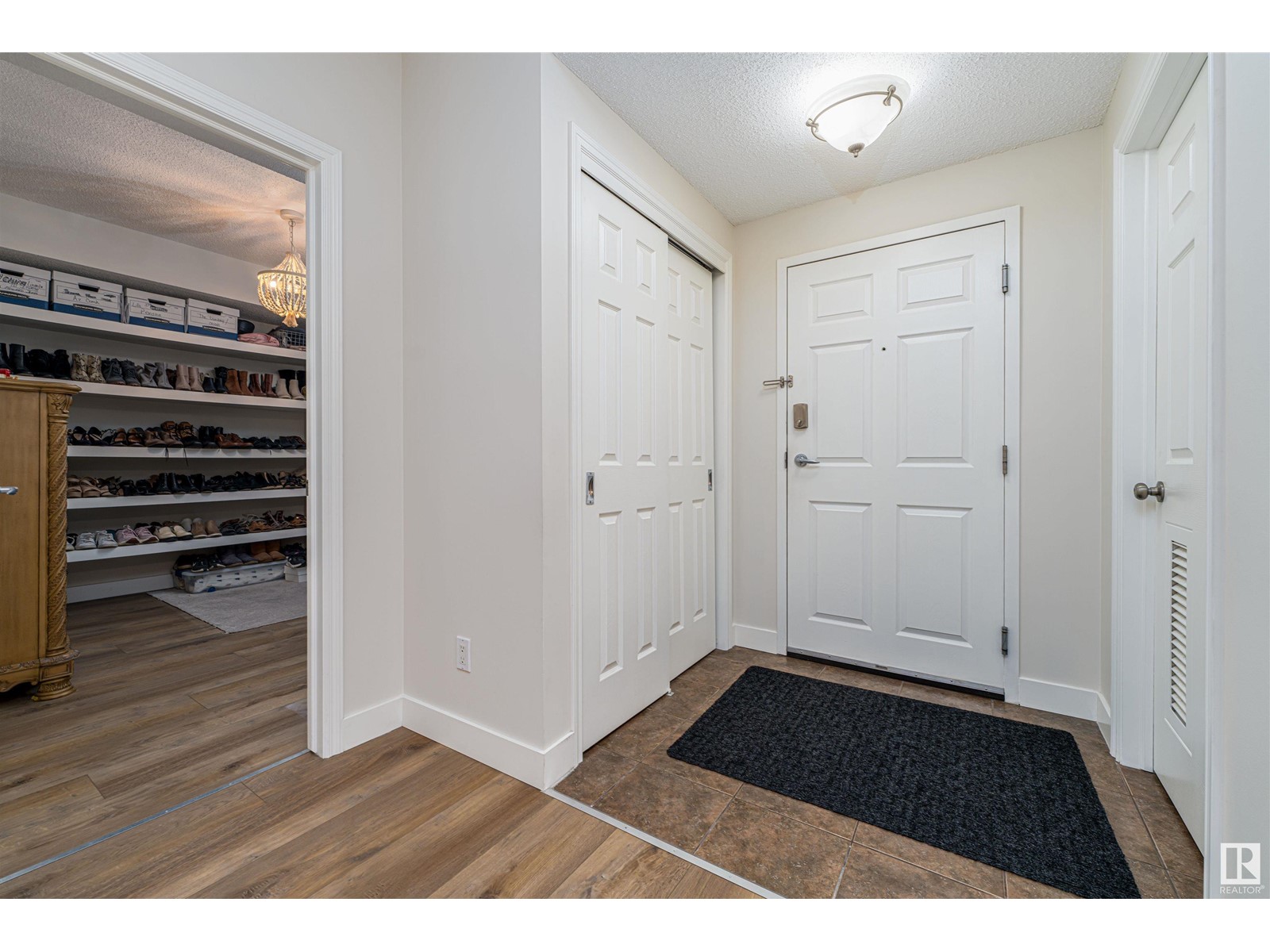 #104 9803 96A ST NW
