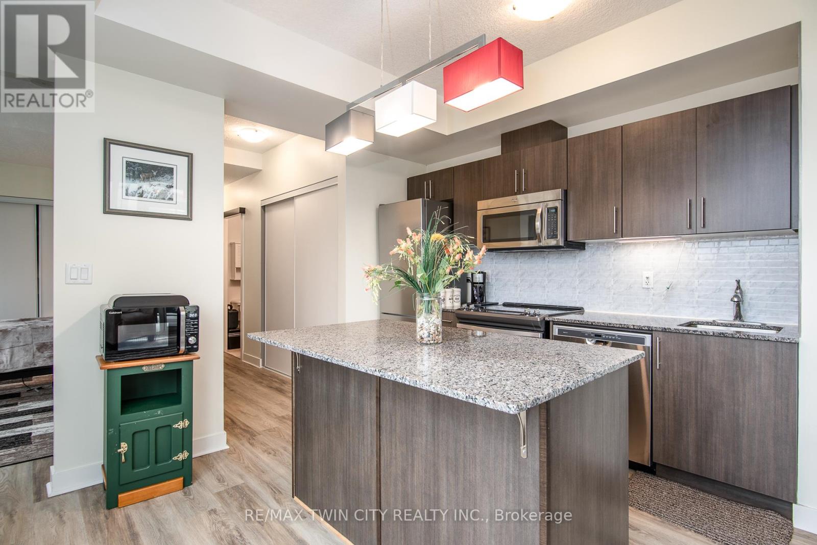 803 - 150 WATER STREET N