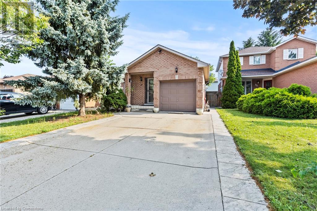 27 CARTIER Crescent