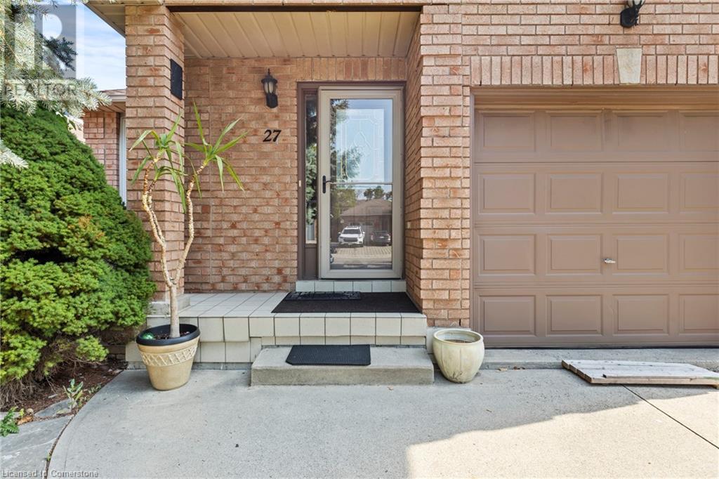 27 CARTIER Crescent