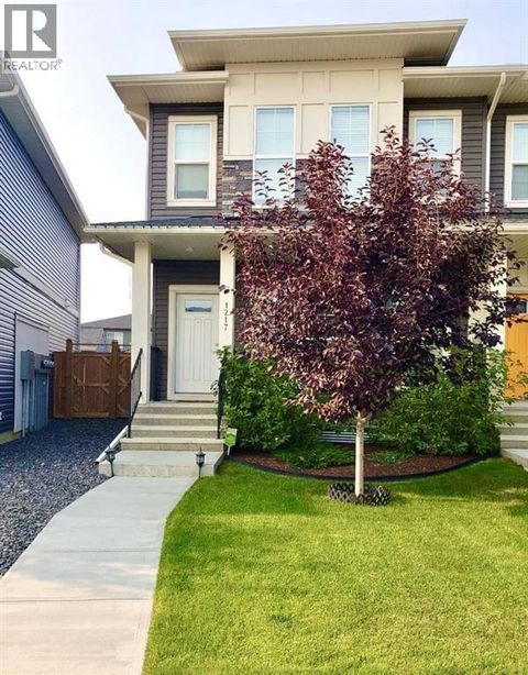 1217 CARRINGTON Boulevard NW Calgary AB T3P1M2