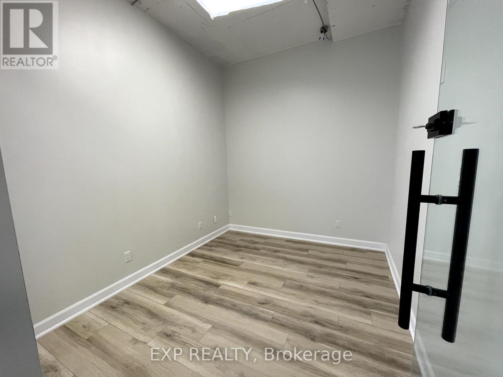 205-5A - 230 LAKESHORE ROAD E