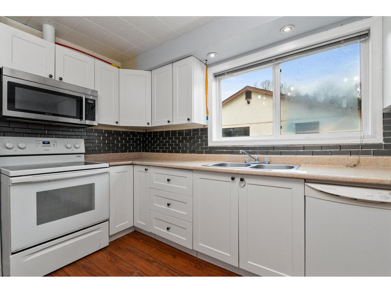 8825 EDWARD STREET|Chilliwack Proper West
