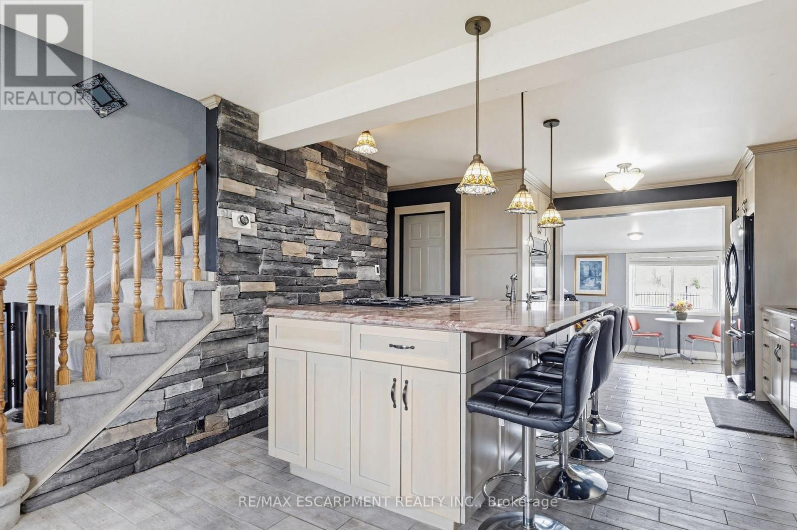 6816 REGIONAL ROAD 65