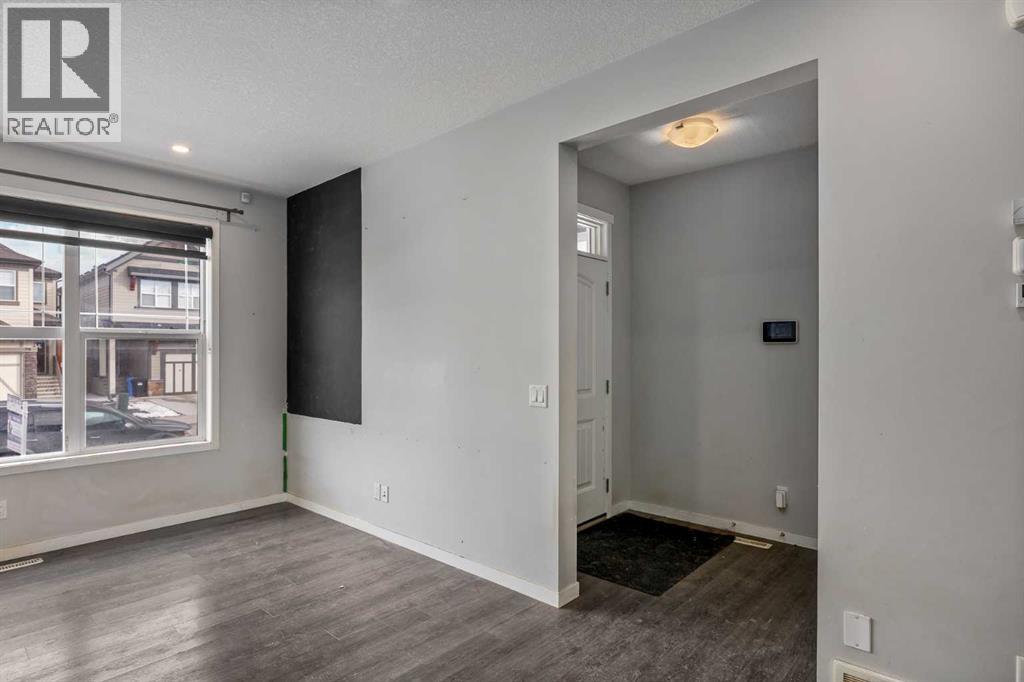 77 Masters Street SE