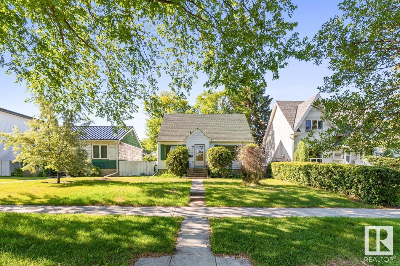 8343 81 AV NW NW