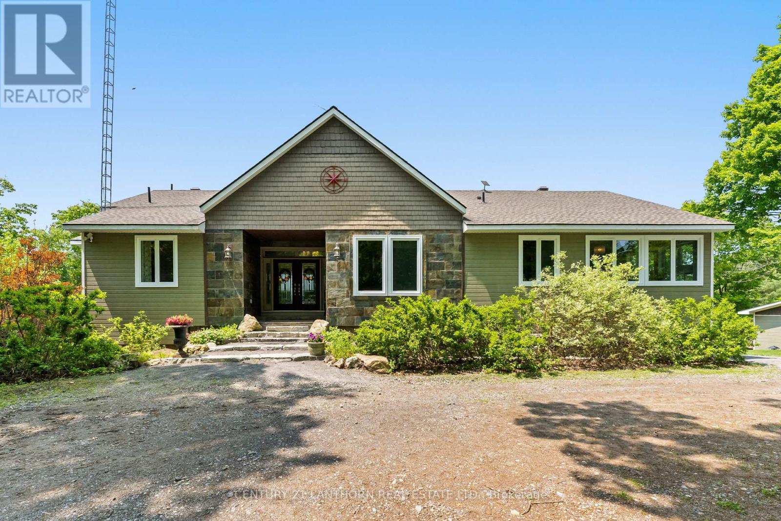 32 FOREST BREEZE LANE