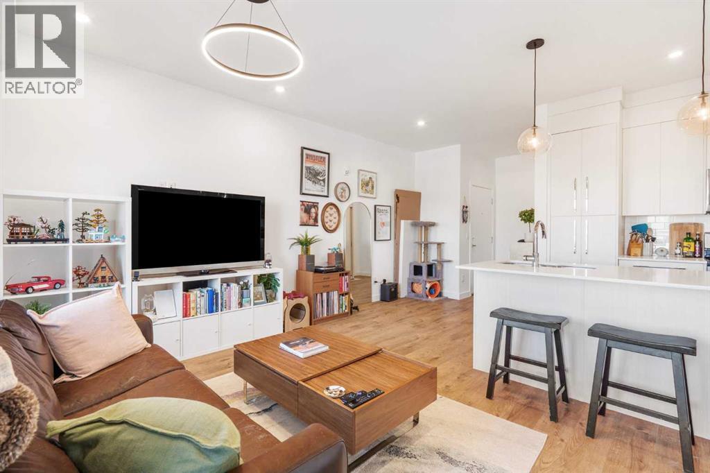 2415, 681 Savanna Boulevard NE