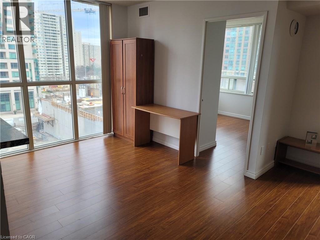 265 ENFIELD Place Unit# 510