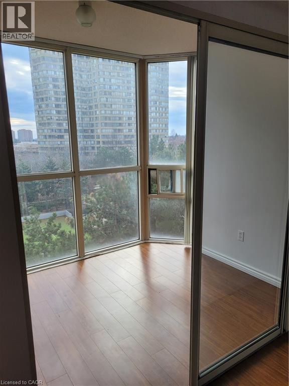 265 ENFIELD Place Unit# 510