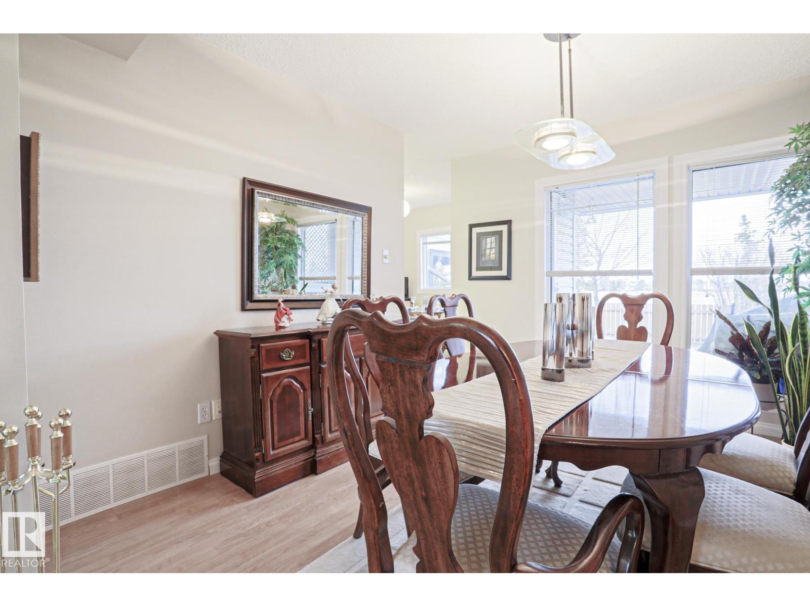 #12 2020 105 ST NW