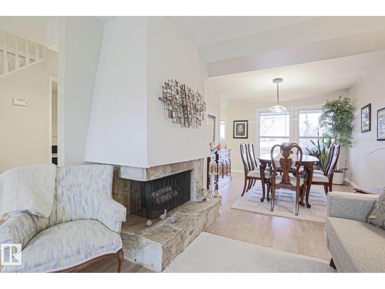 #12 2020 105 ST NW